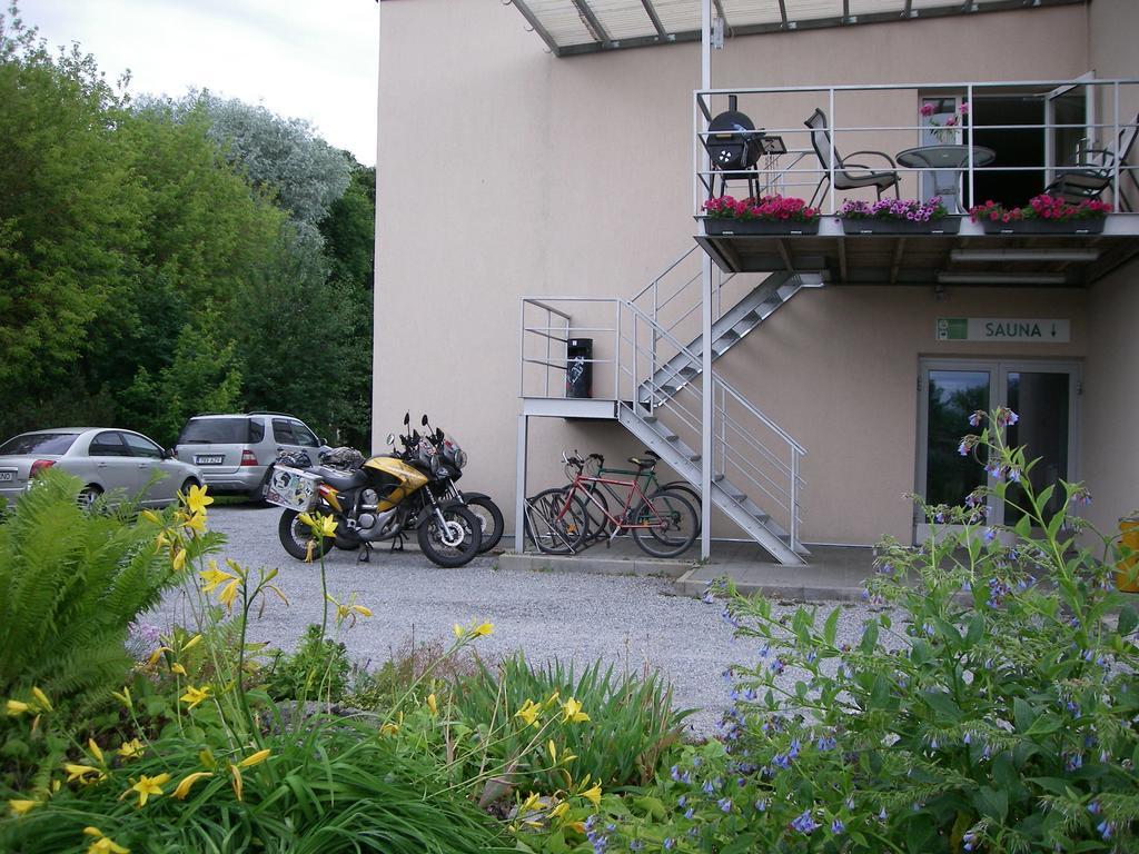 Sorve Guest House Salme Exterior foto