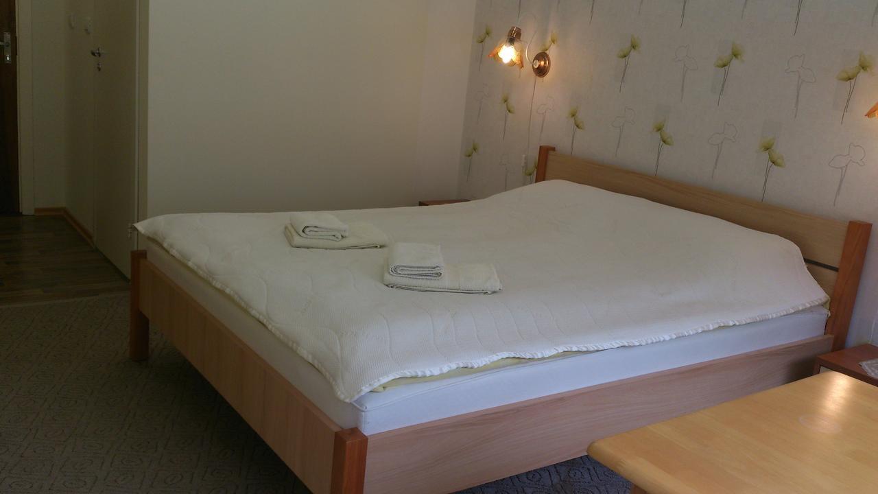 Sorve Guest House Salme Exterior foto